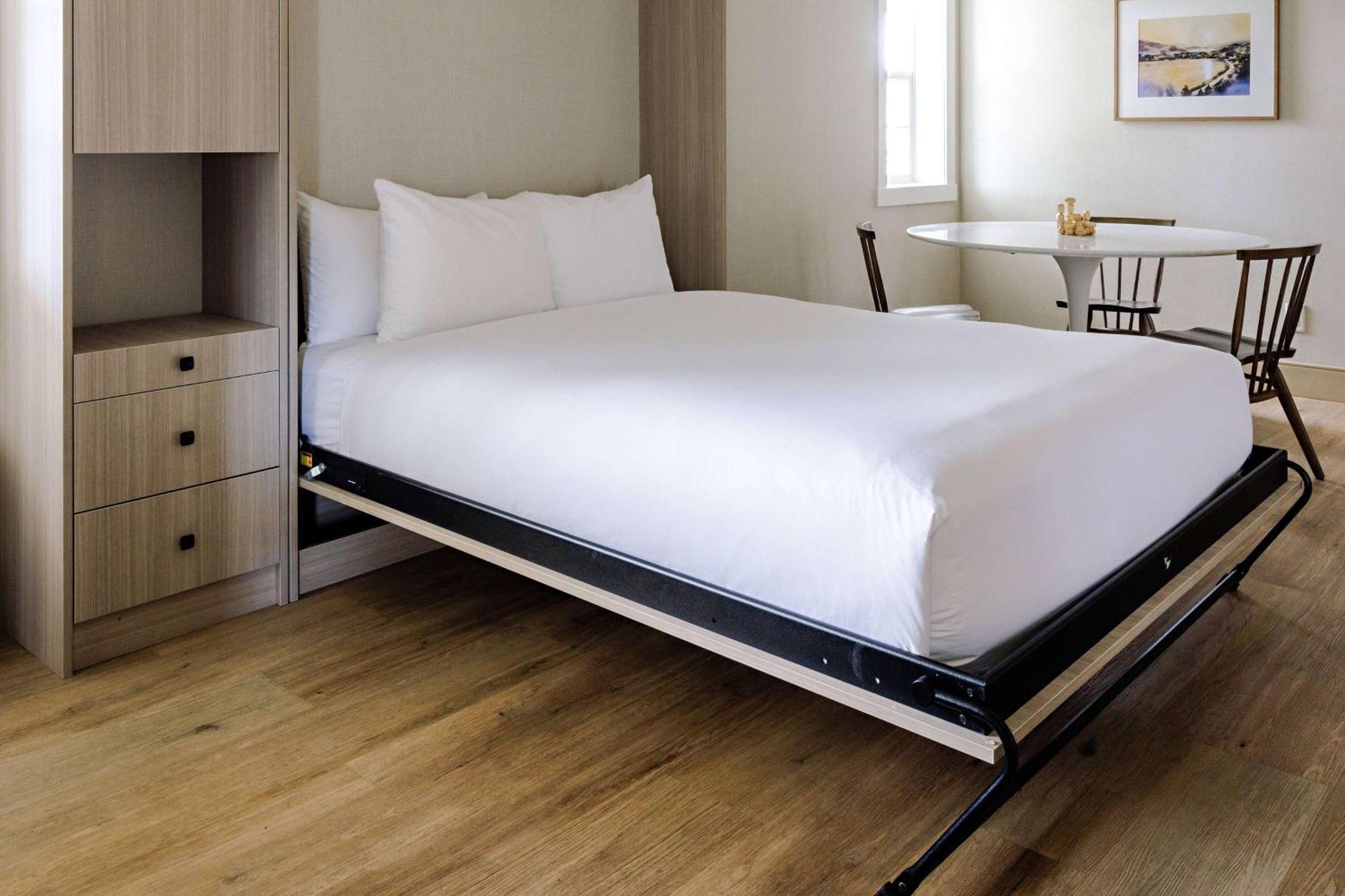 Balcomo, A Ramada By Wyndham Hotel Penticton