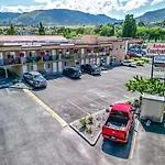 Sahara Courtyard Inn Penticton