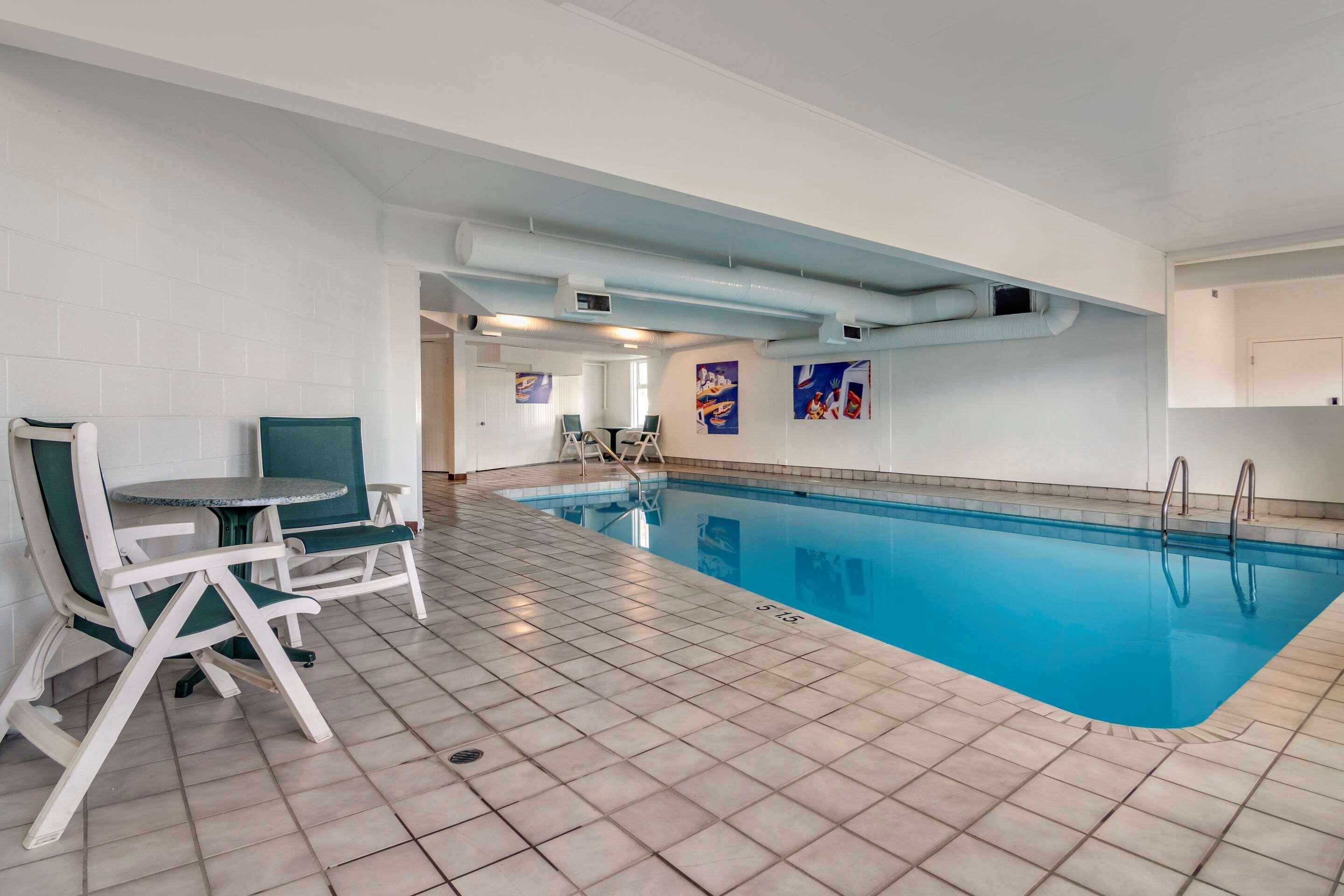 Hotel Penticton, Independent