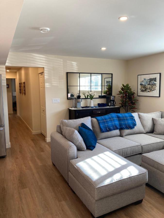 Bright Poolside Walkout Two Bedroom Basement In The Okanagan * Penticton