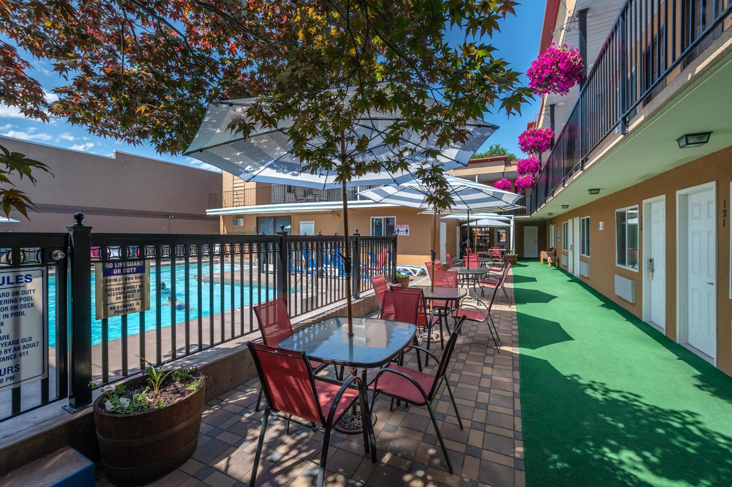 Sahara Courtyard