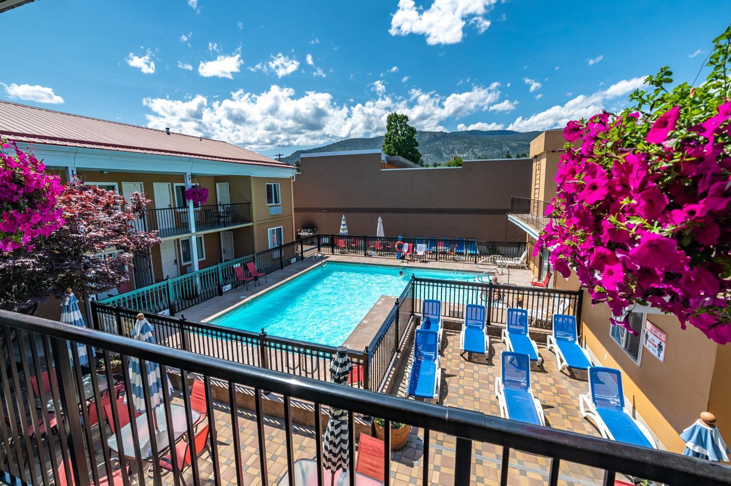 Sahara Courtyard