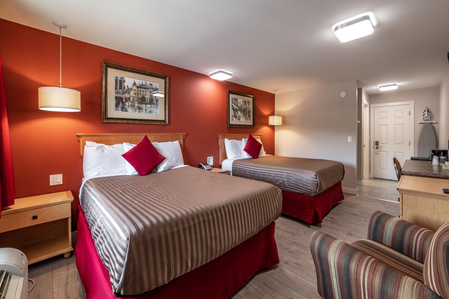 Sahara Courtyard Motel 3*
