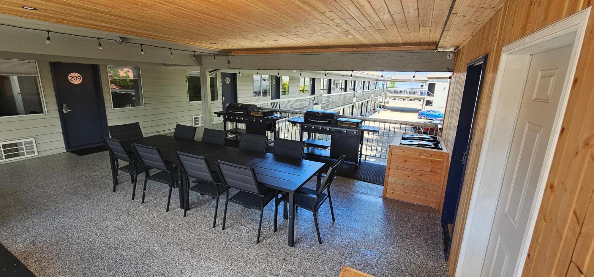 Motel Okanagan Lakefront 2*