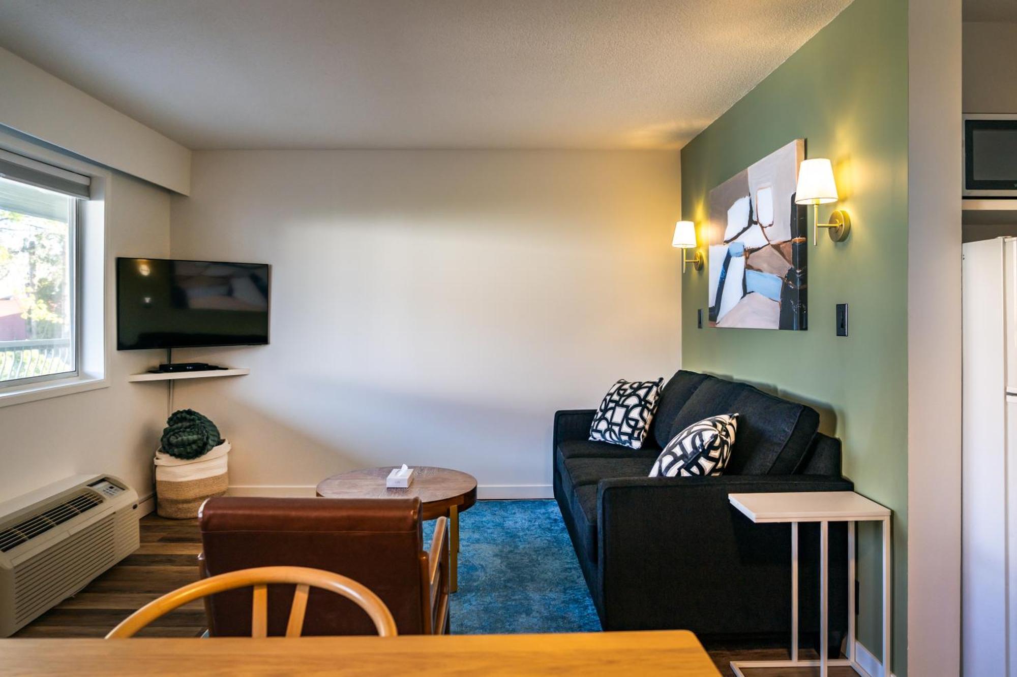 Motel Okanagan Lakefront 2*
