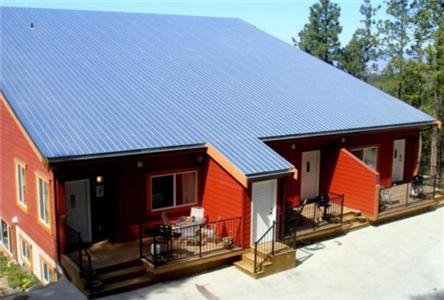 Crooked Tree Bed & Breakfast Guest Suites *