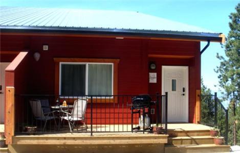 Crooked Tree Bed & Breakfast Guest Suites