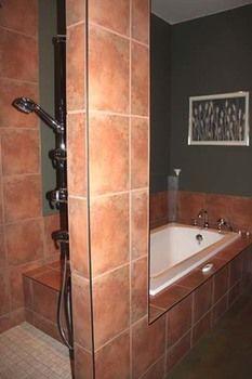 Apartamento Crooked Tree Bed & Breakfast Guest Suites *