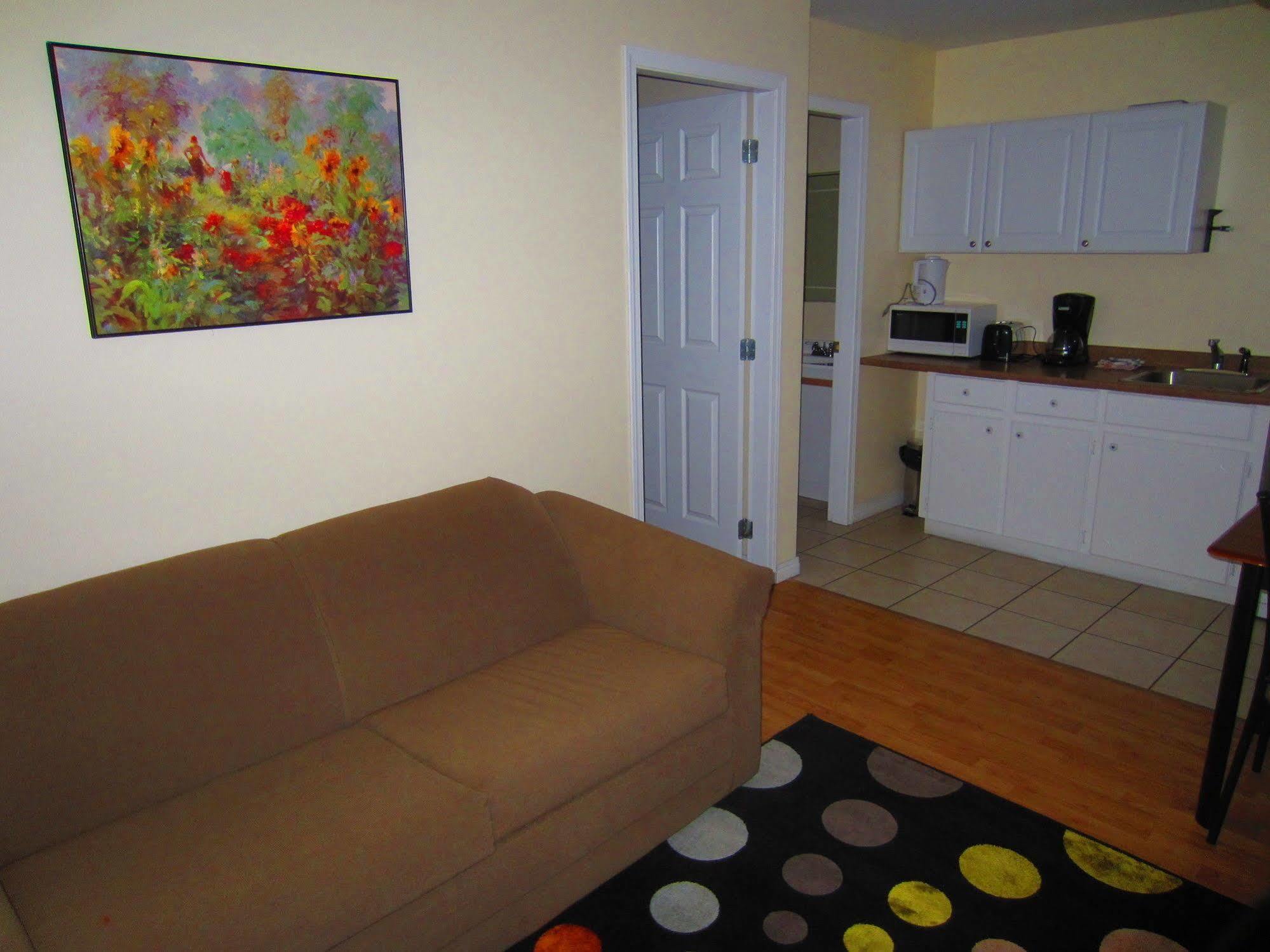 Motel Black Sea Penticton