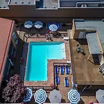 Sahara Courtyard Inn Penticton