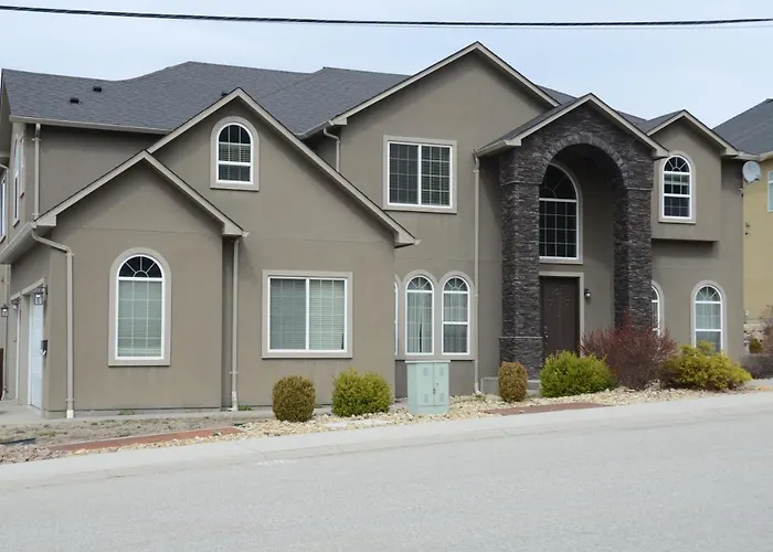 The Vacation House