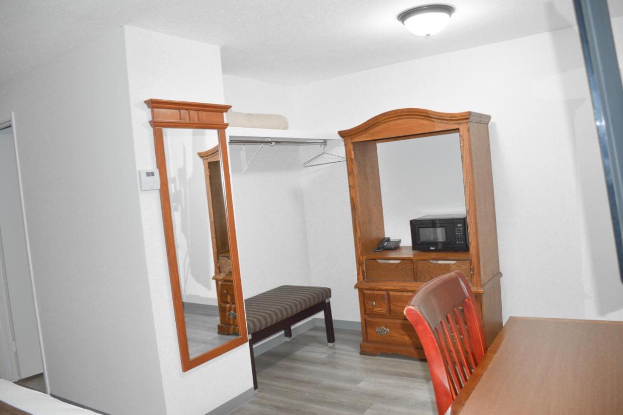 Spanish 3* Penticton