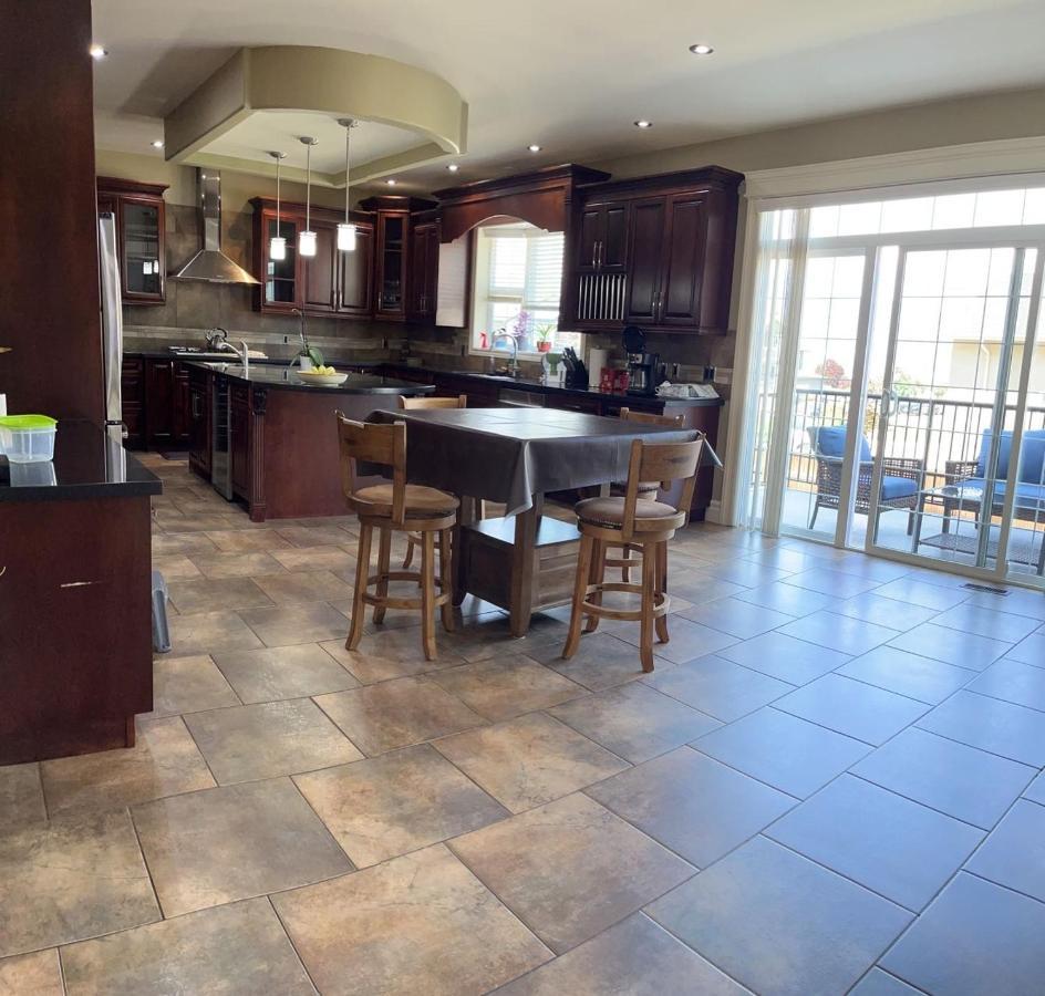 The Vacation House *