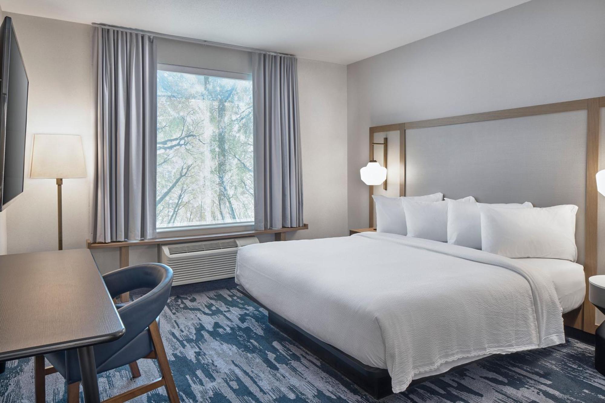 Fairfield & By Marriott Hotel