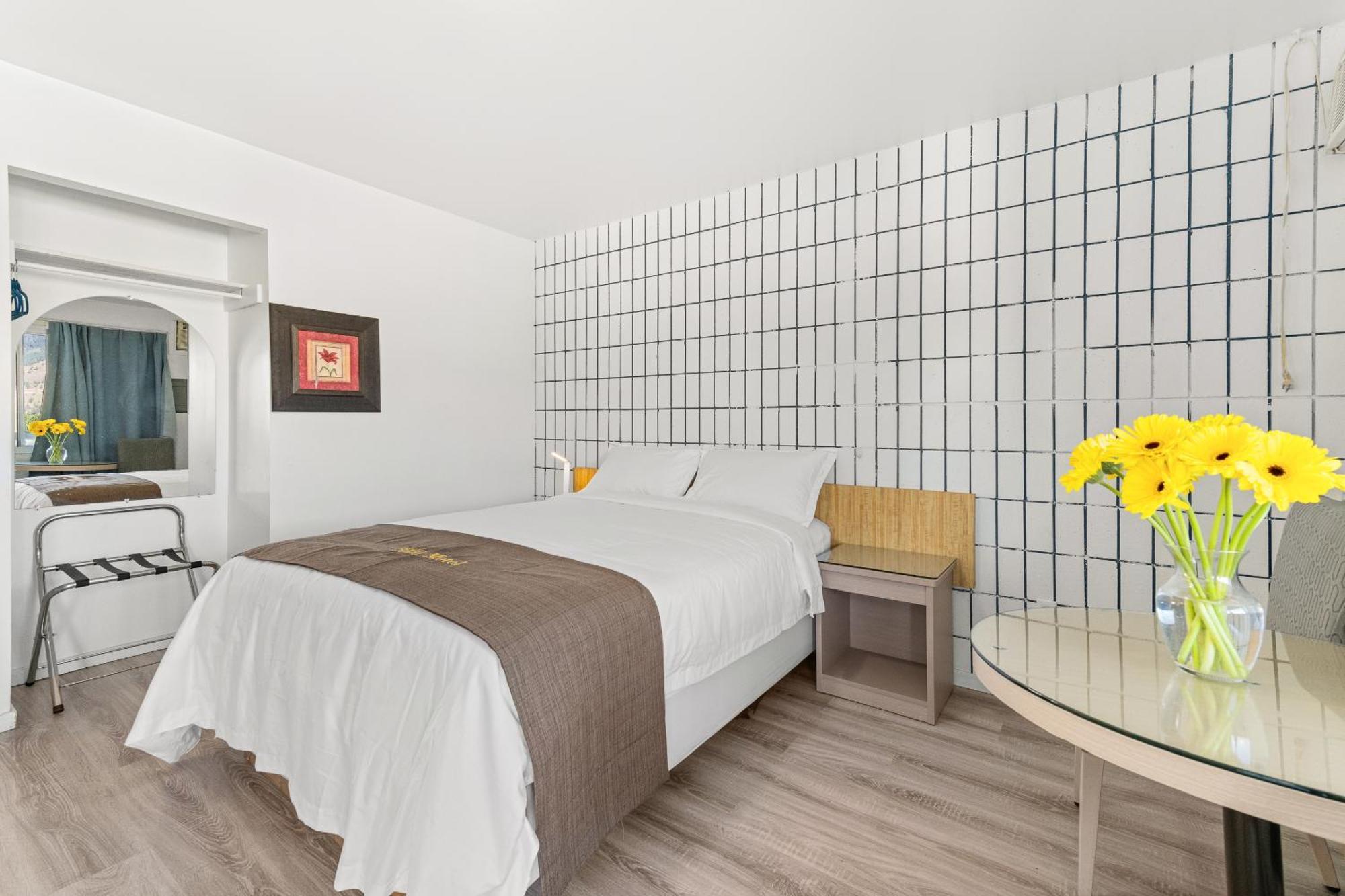 5000 Motel 2*