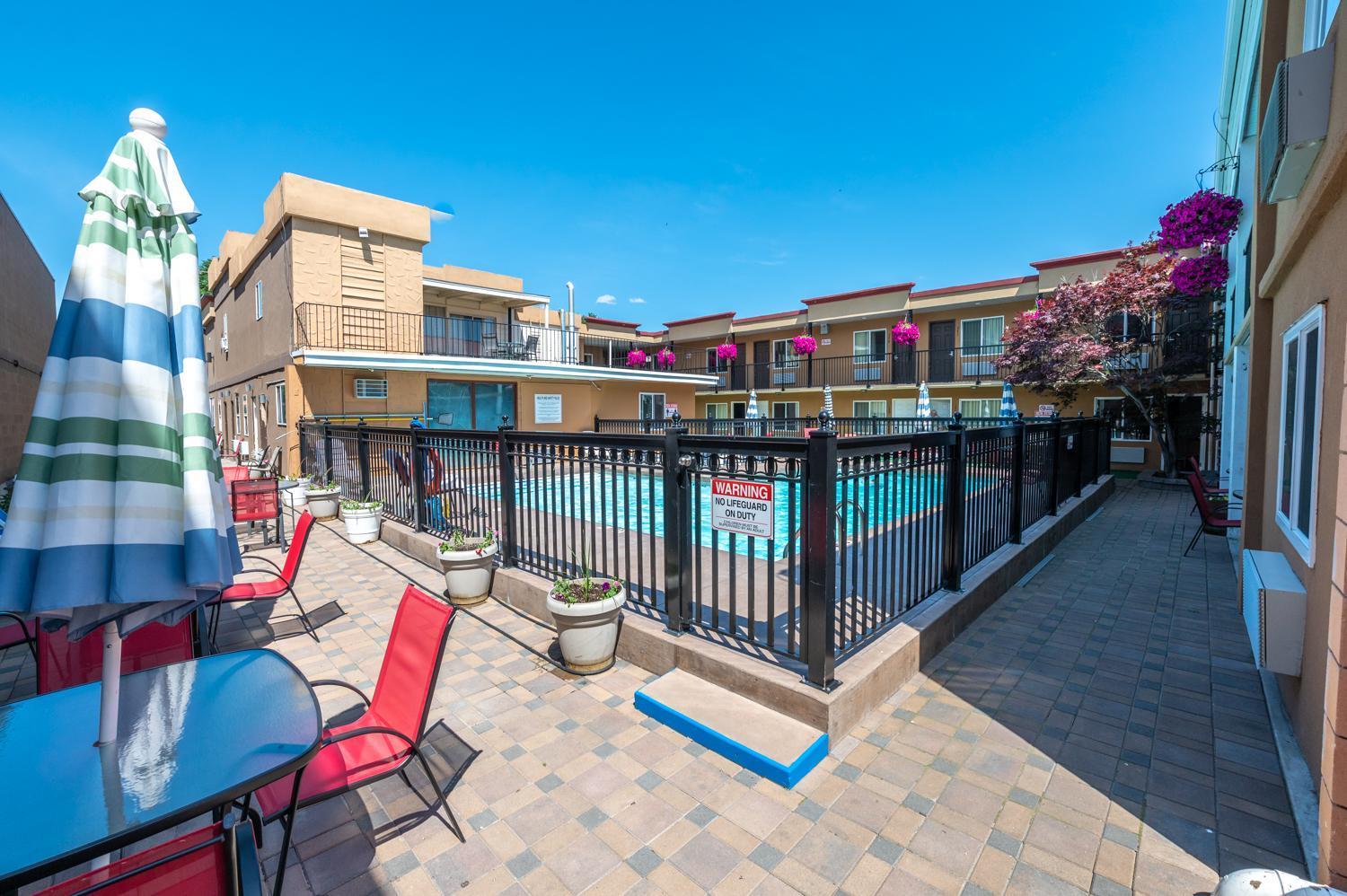 Sahara Courtyard 3*