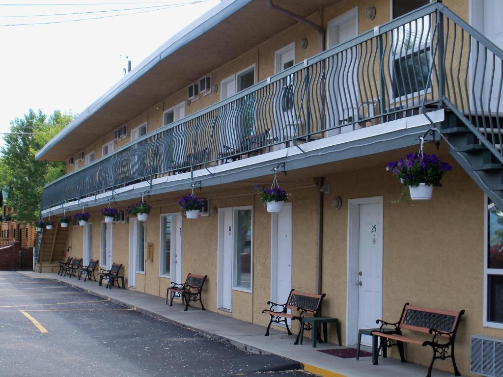 Motel Lakeside & Nordic 3*