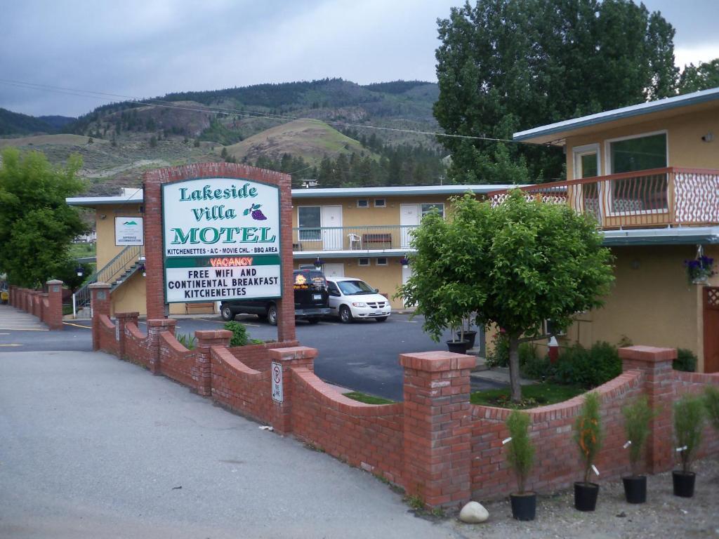 Lakeside & Nordic Motel
